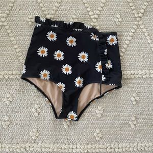 flower kortni jeane swim bottoms!